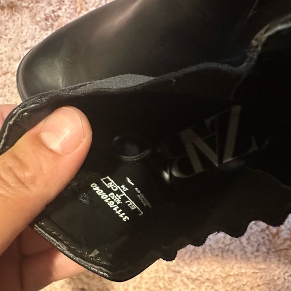 Lug sole Zara boots worn once great condition - Picture 9 of 10